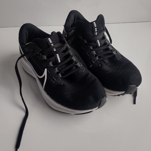 Nike Women’s Black Air Zoom Pegasus 38 Running Shoes Sneakers CW7358-002 Size 7 - Picture 4 of 7